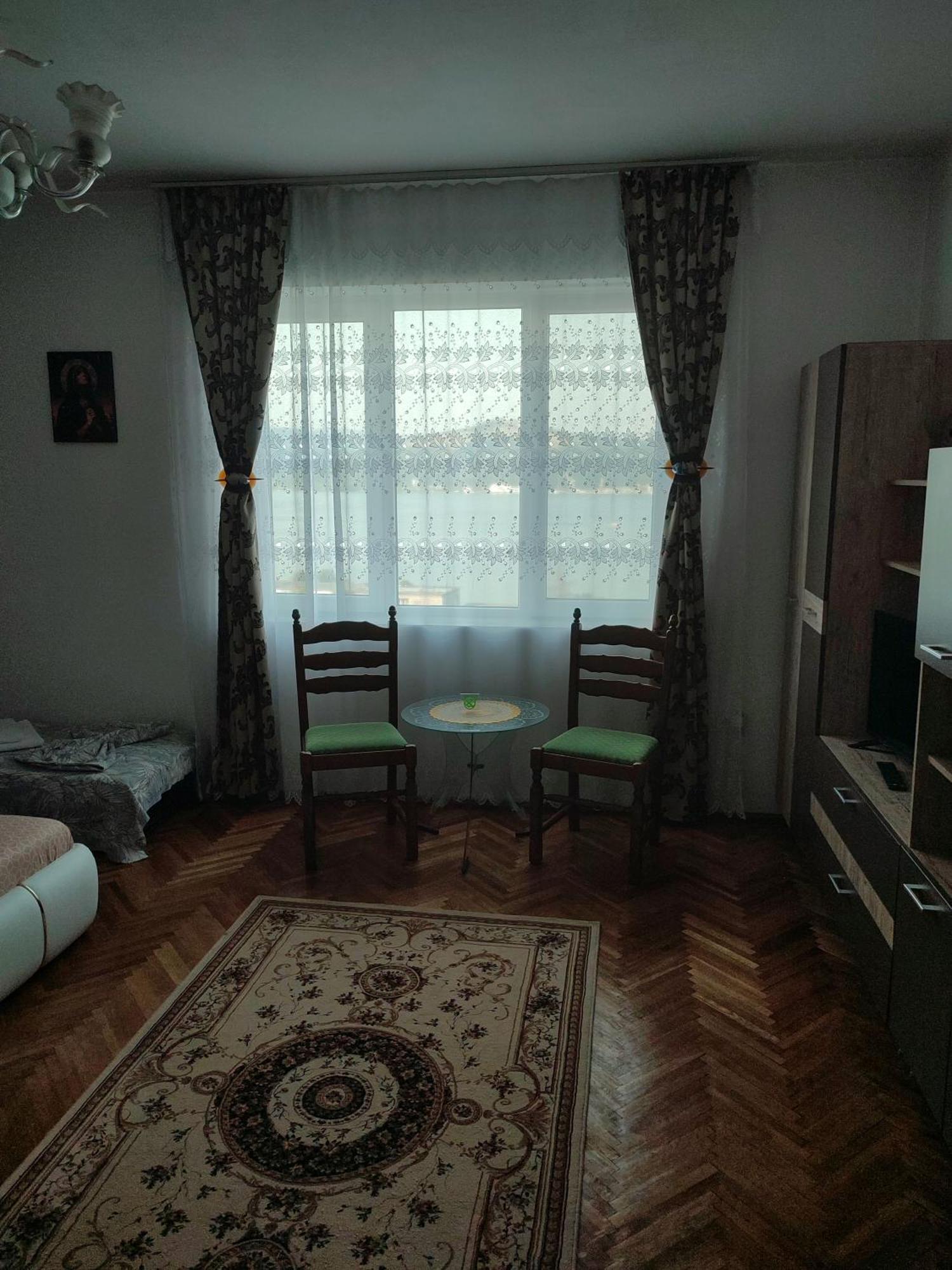 Hotel Casa Rebeca à Orşova Extérieur photo